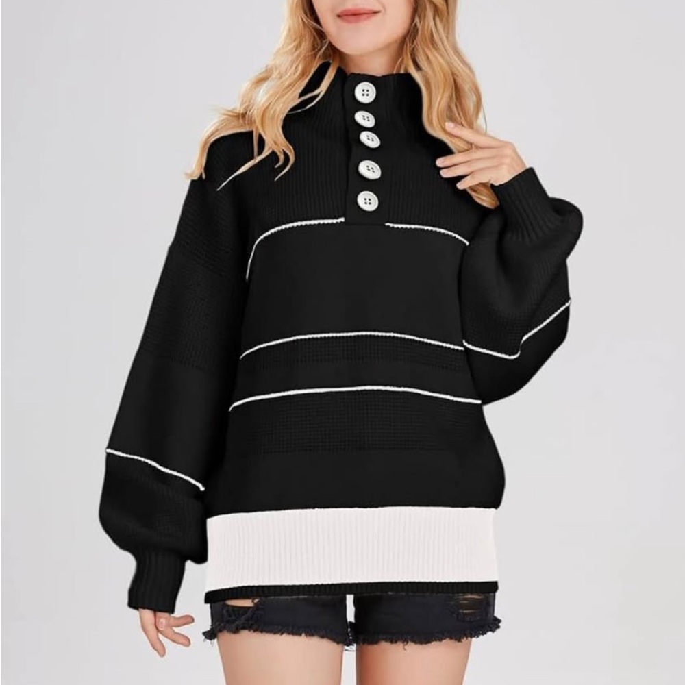 Black and White Button-Up Women's Sweater M